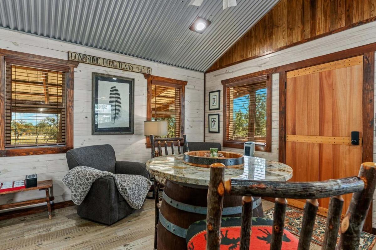 Rockin' R - Morning Star Cabin فريدريكسبيرغ المظهر الخارجي الصورة